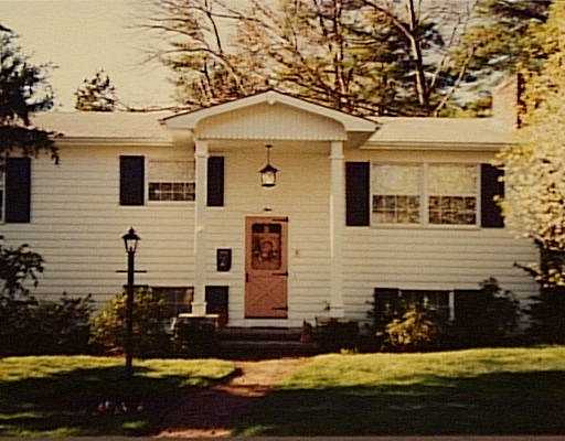 9 Appletown Road Smithfield, RI 02828 - Photo 1 of 1 Exterior Front.