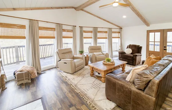 $525,000 | 1477 West Eble Road, Boonville, IN 47601