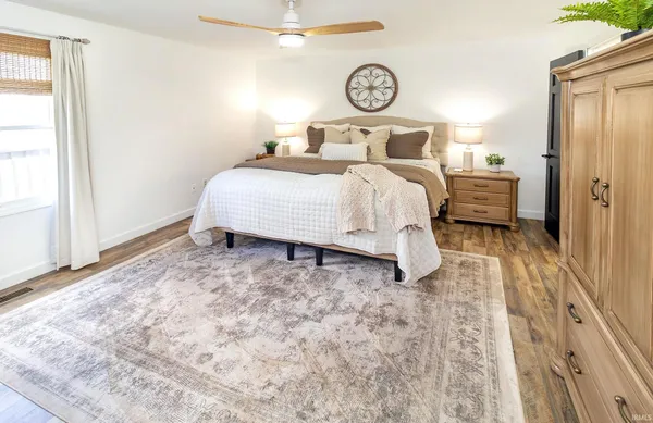 $525,000 | 1477 West Eble Road, Boonville, IN 47601