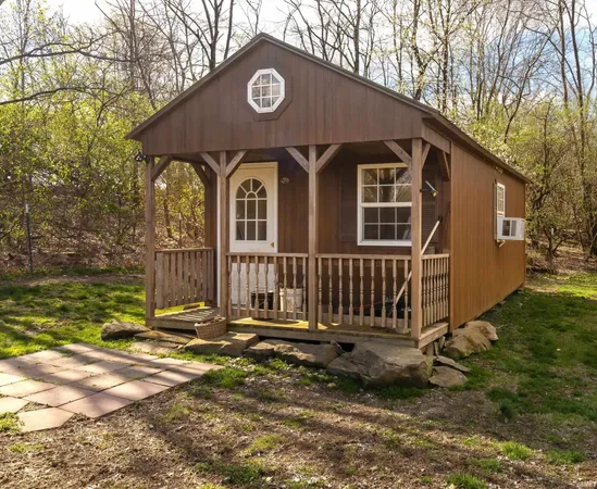 $525,000 | 1477 West Eble Road, Boonville, IN 47601