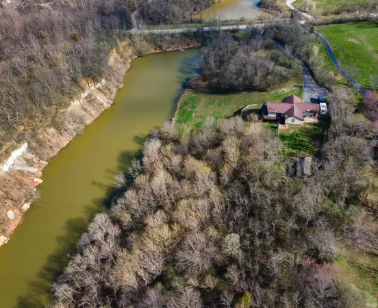 $525,000 | 1477 West Eble Road, Boonville, IN 47601