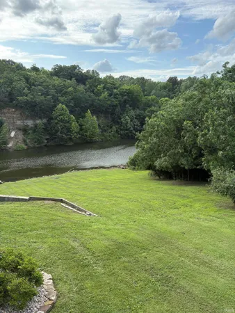 $525,000 | 1477 West Eble Road, Boonville, IN 47601