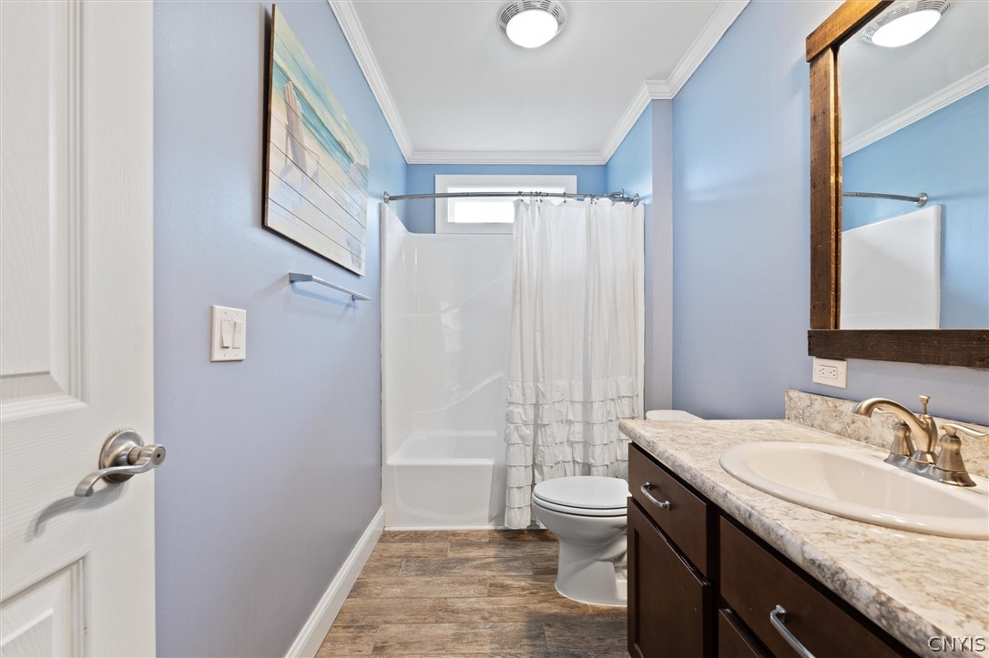 5918 McKinley Road Cicero, NY 13039 - Photo 31 of 50 2nd Floor 3rd Full Bathroom.