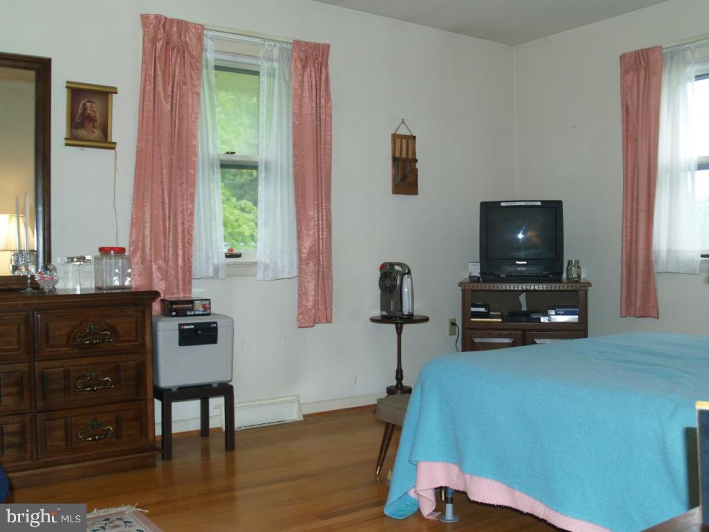 77 Delp Road Lancaster, PA 17601 - Photo 8 of 11 Gallery Image 8