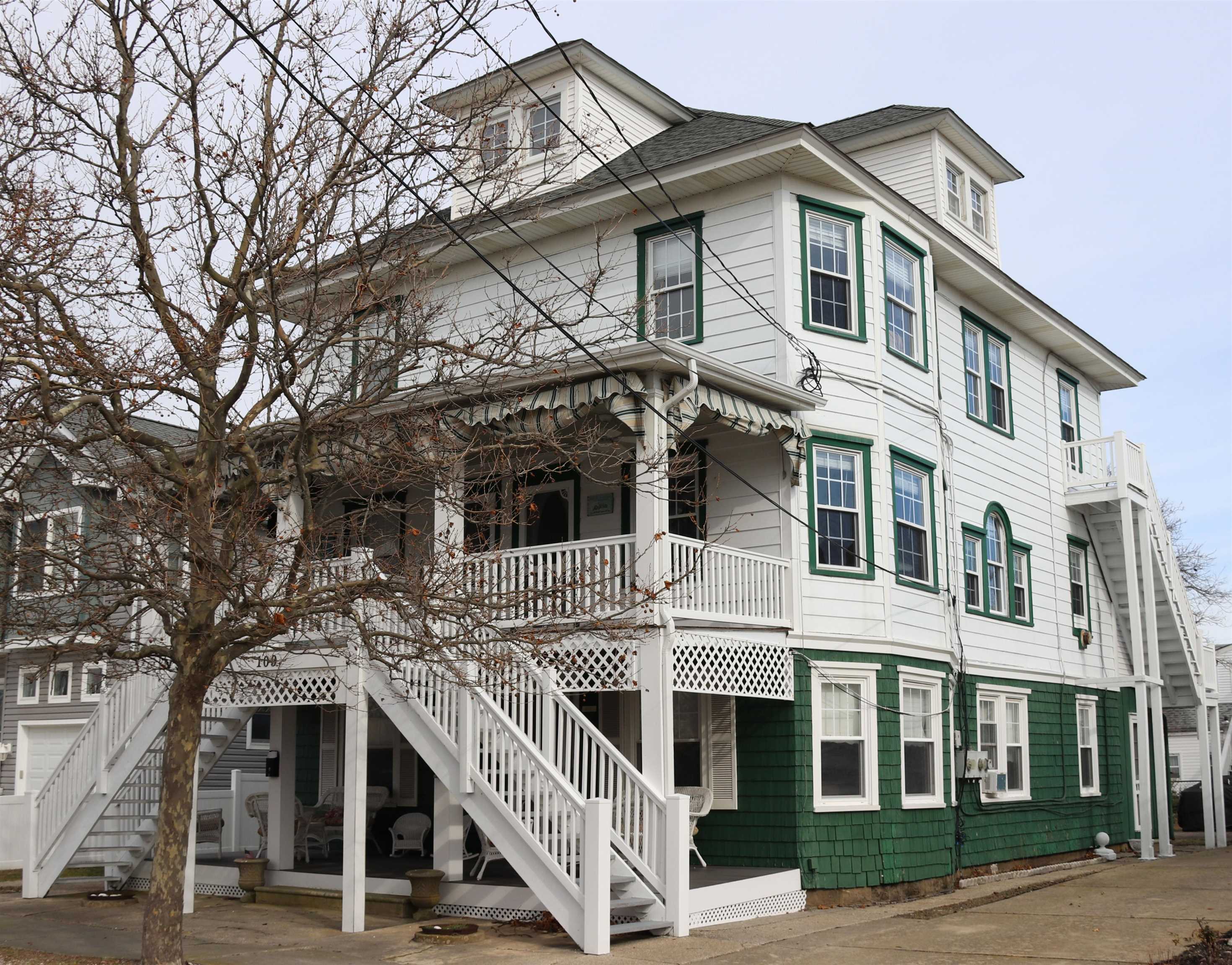 109 East Primrose Road, Unit A Wildwood Crest, NJ 08260 - Photo 2 of 33