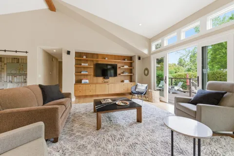 $2,195,000 | 1675 Sylvaner Avenue, St. Helena, CA 94574