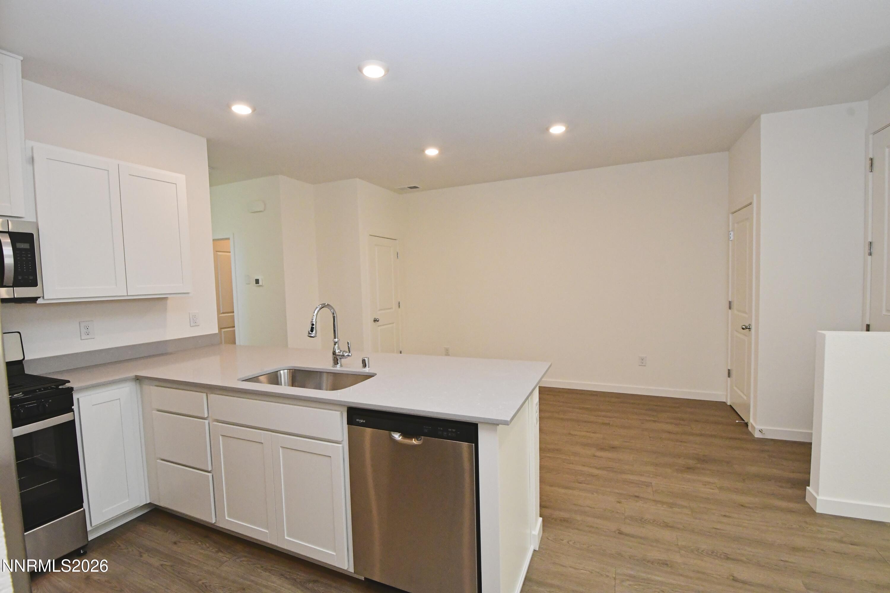 1018 Middle Gate Road Carson City, NV 89701 - Photo 5 of 19 DSC_2892