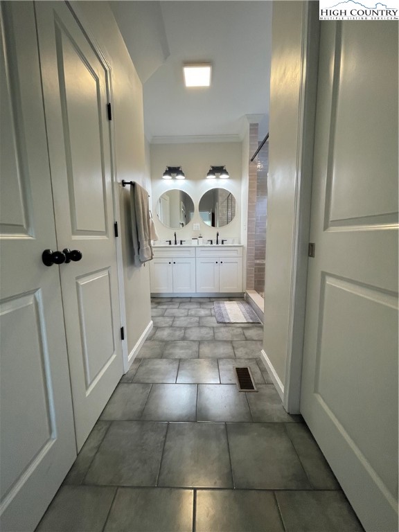 878 Ballou Farm Road Crumpler, NC 28617 - Photo 31 of 45 a view of a elevator with entryway