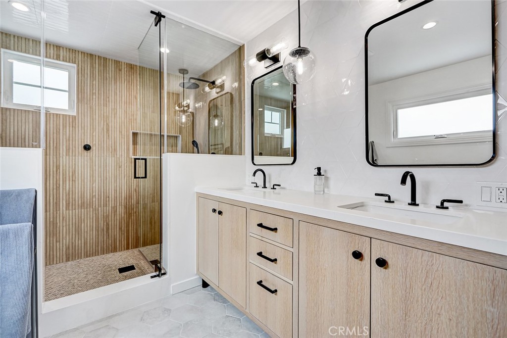 825 Center Street El Segundo, CA 90245 - Photo 26 of 52