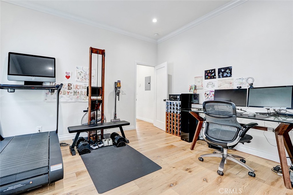 825 Center Street El Segundo, CA 90245 - Photo 35 of 52 a living room with furniture and a flat screen tv