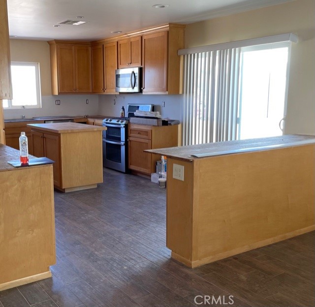 10645 East Ave R 12 Littlerock, CA 93543 - Photo 5 of 23