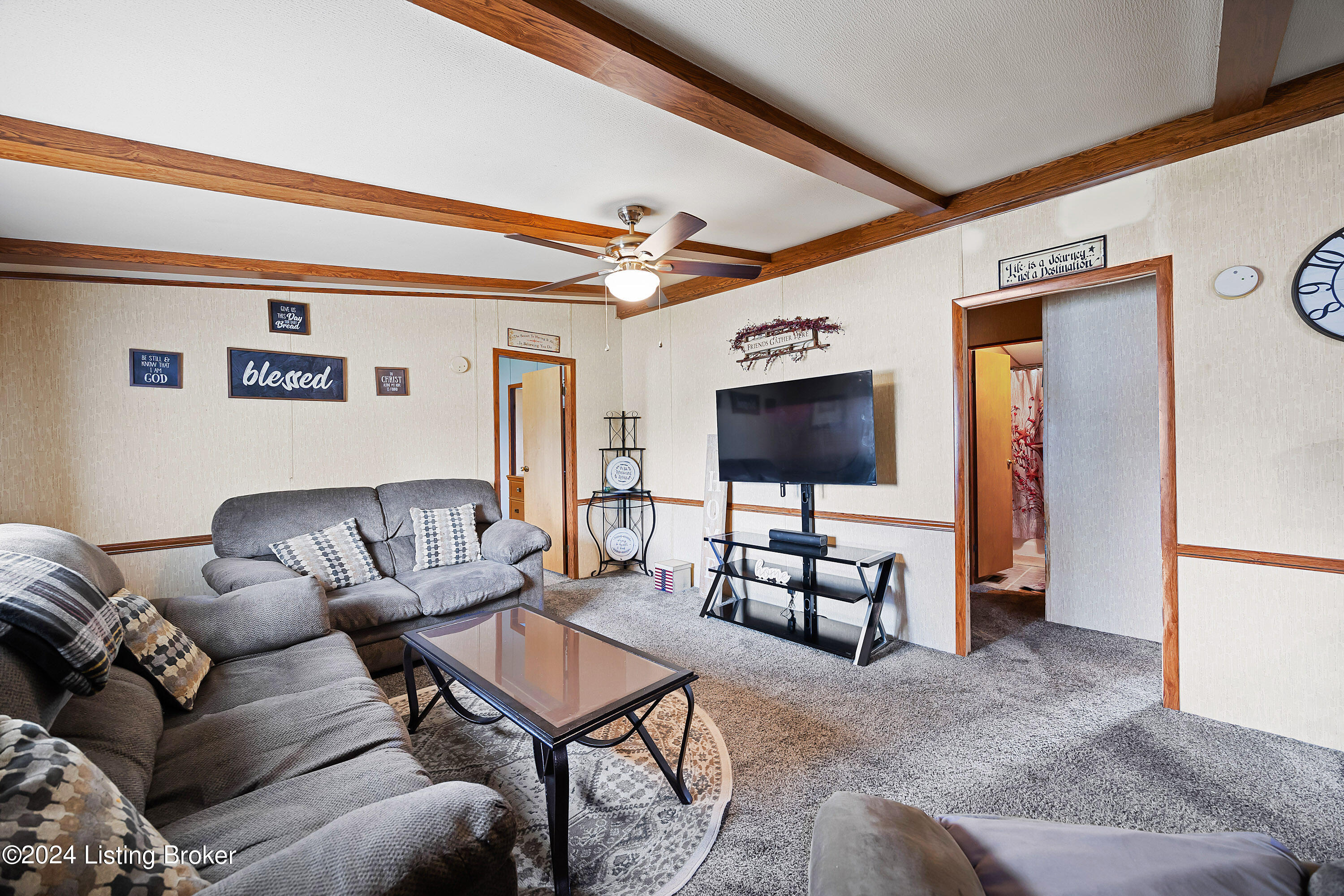 2990 Hickory Ridge Road Waddy, KY 40076 - Photo 11 of 29 016