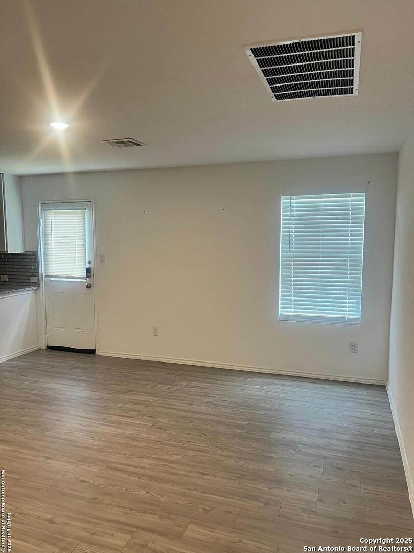 306 Ambush Ridge San Antonio, TX 78220 - Photo 4 of 13