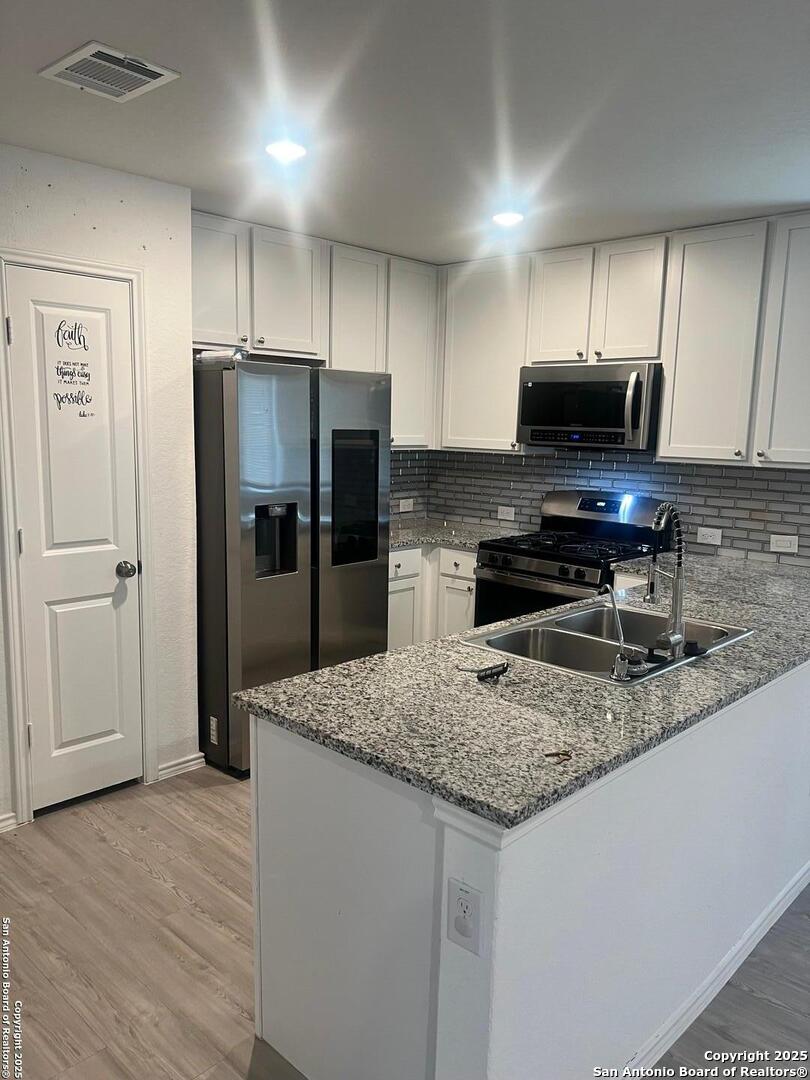 306 Ambush Ridge San Antonio, TX 78220 - Photo 5 of 13