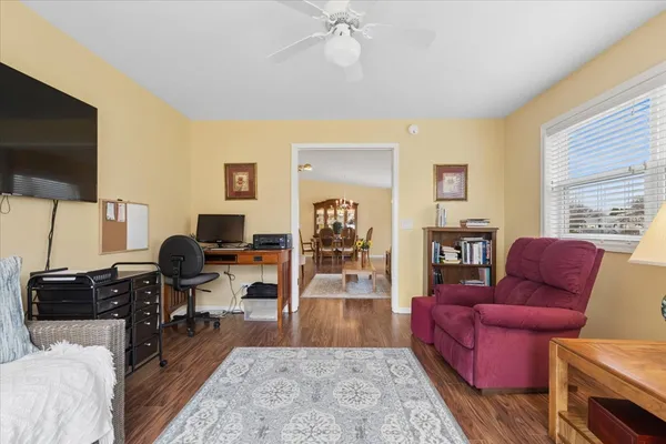 $233,520 | 1810 Paddock Court, Grayslake, IL 60030
