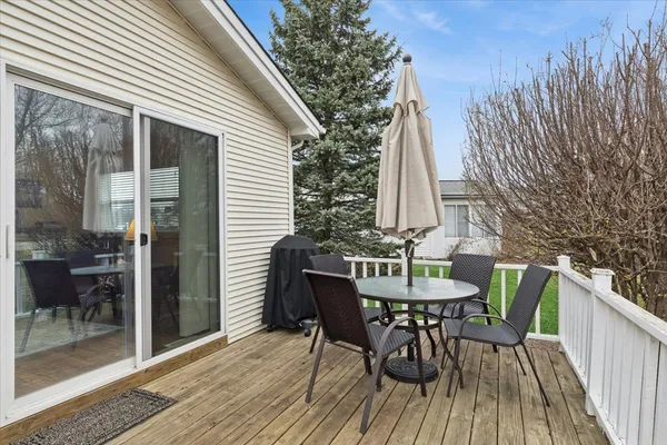 $233,520 | 1810 Paddock Court, Grayslake, IL 60030