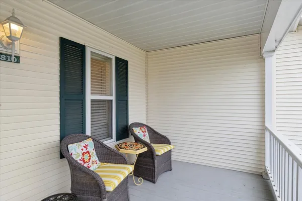 $233,520 | 1810 Paddock Court, Grayslake, IL 60030