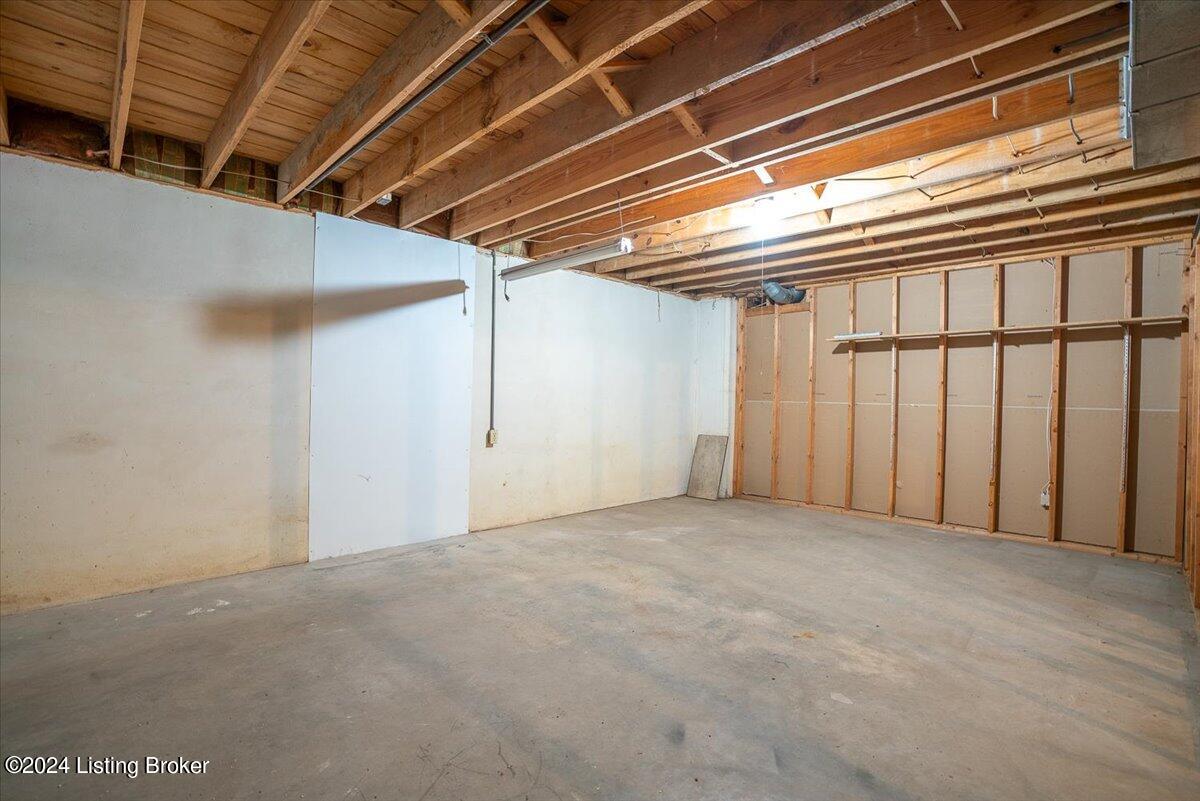 3613 Trail Ridge Road Louisville, KY 40241 - Photo 55 of 70 Utility Room