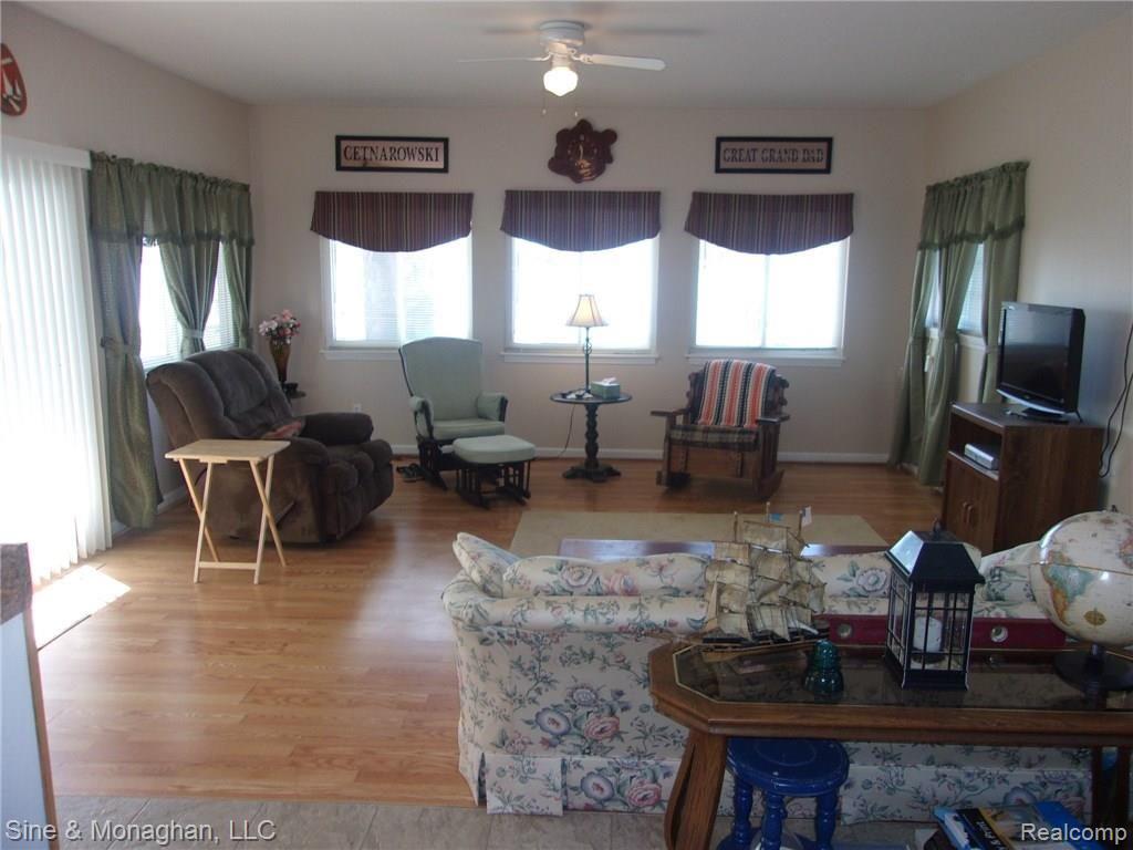 3907 Pointe Tremble Road Algonac, MI 48001 - Photo 14 of 48 101_9192.JPG