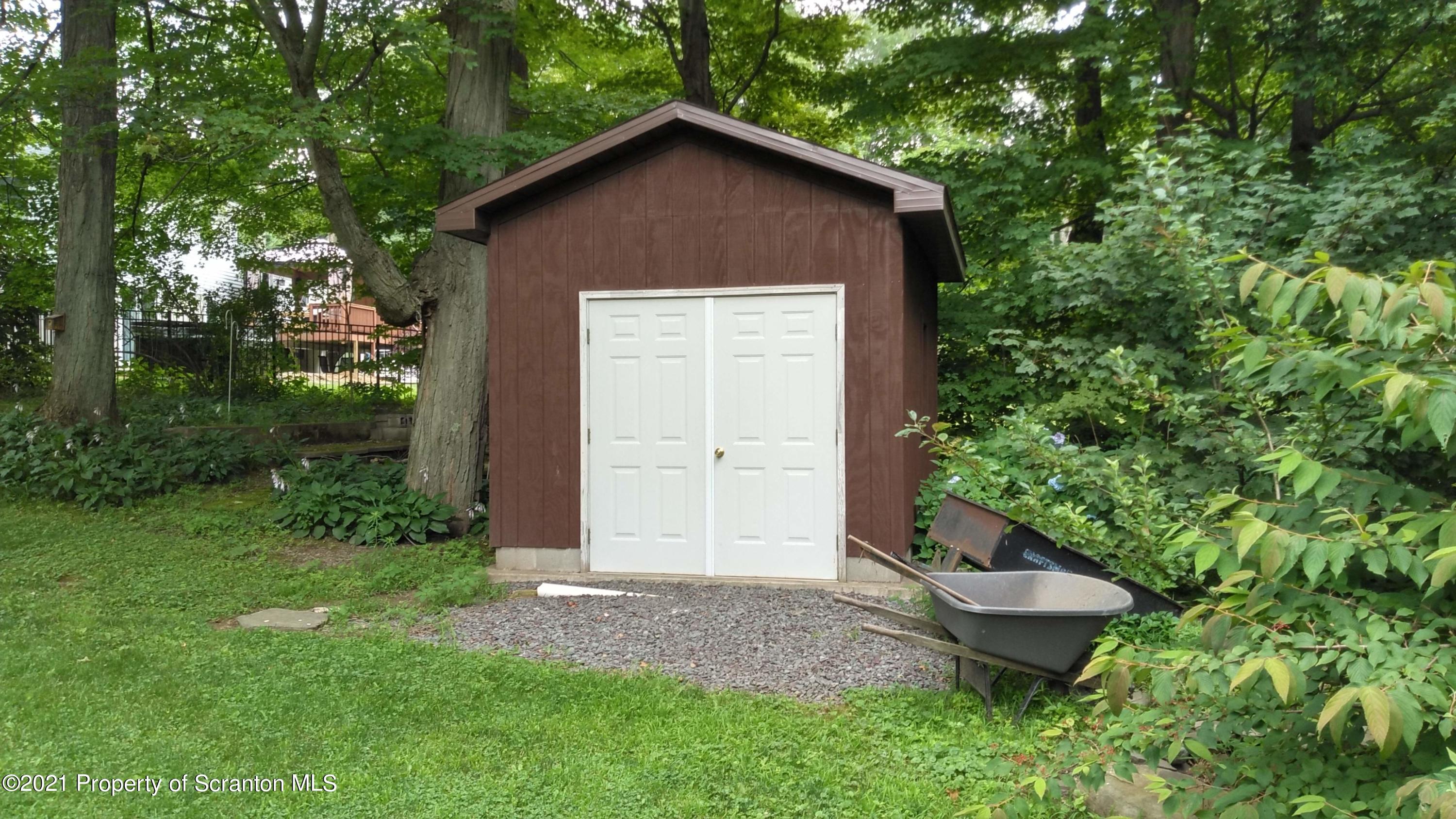 10 Brachy Road Moscow, PA 18444 - Photo 8 of 31 Gallery Image 8