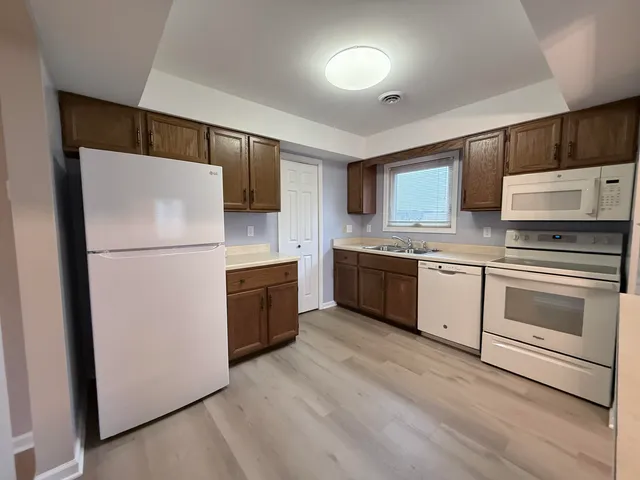 $204,900 | 4228 80th Place, Kenosha, WI 53142