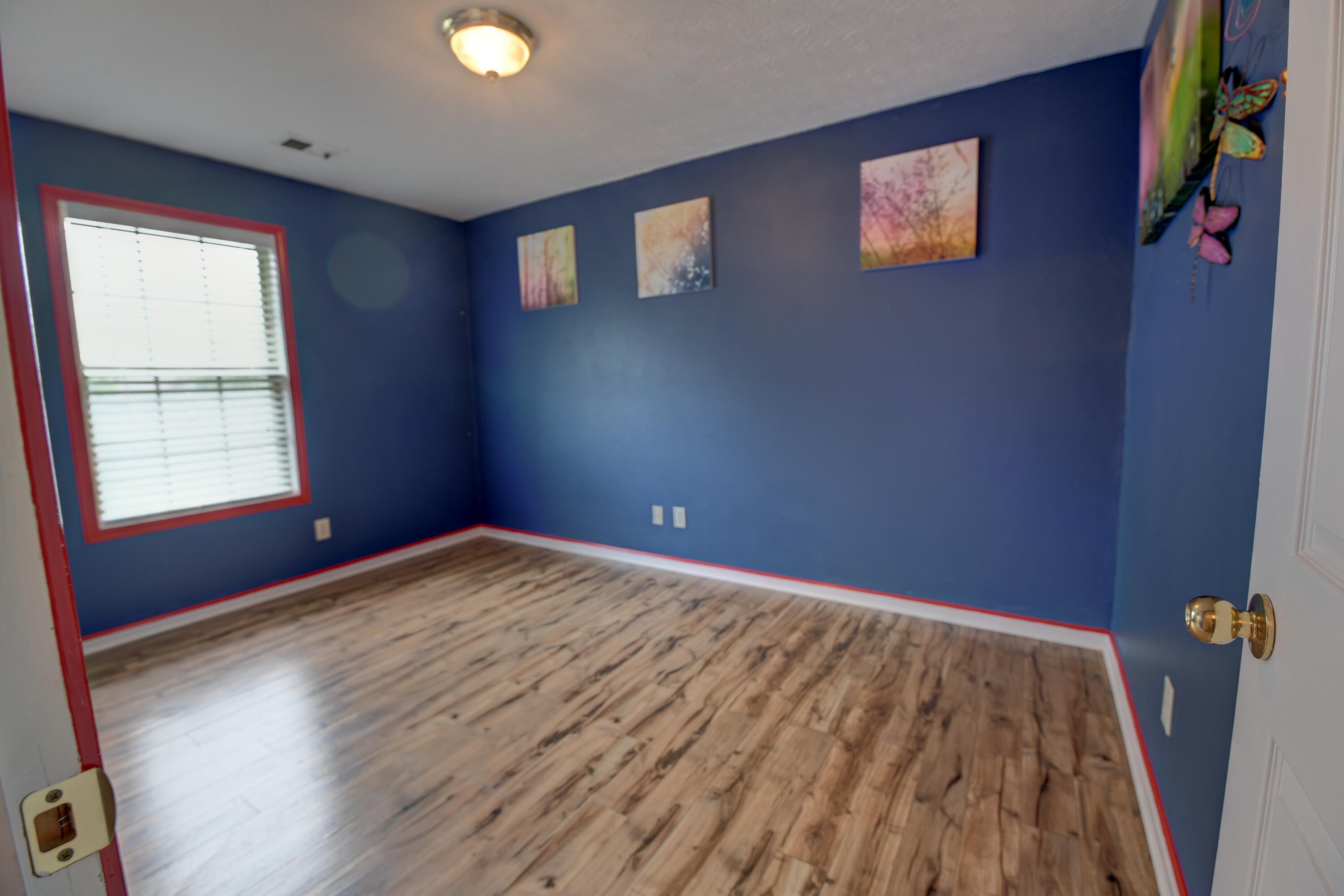 2820 Sandersville Road Lexington, KY 40511 - Photo 35 of 40 3rd bedroom