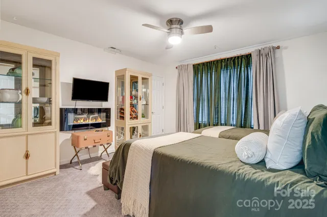 $629,000 | 38 Eden Lane, Waynesville, NC 28785