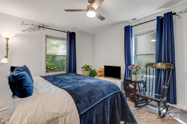 $629,000 | 38 Eden Lane, Waynesville, NC 28785