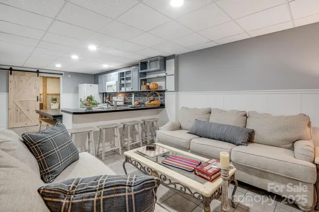 $629,000 | 38 Eden Lane, Waynesville, NC 28785