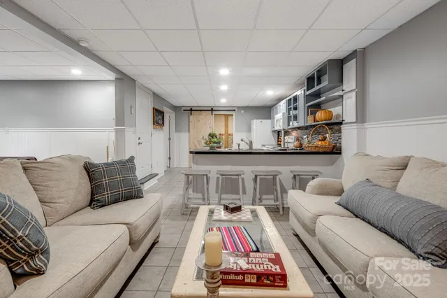 $629,000 | 38 Eden Lane, Waynesville, NC 28785