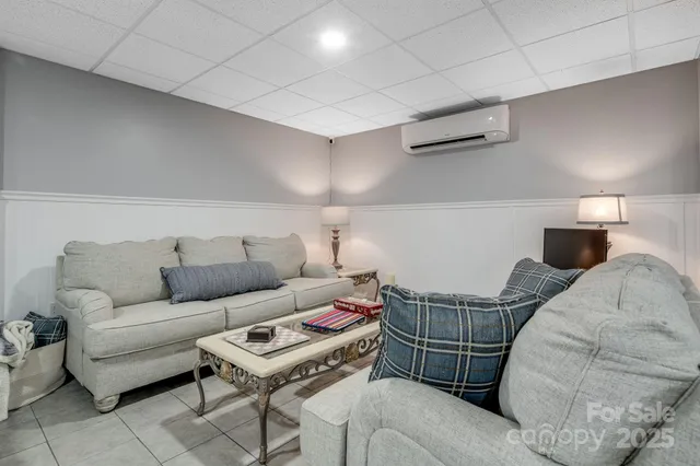 $629,000 | 38 Eden Lane, Waynesville, NC 28785