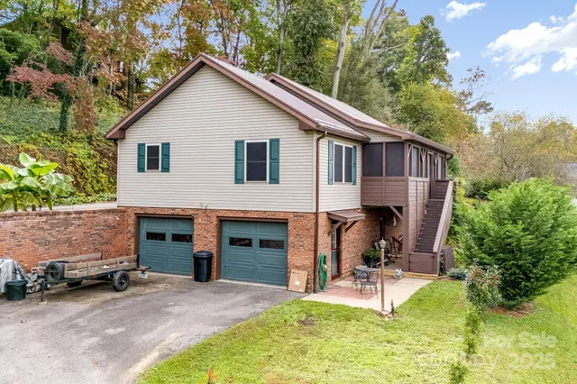 $629,000 | 38 Eden Lane, Waynesville, NC 28785
