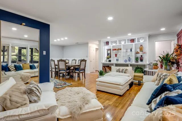 $629,000 | 38 Eden Lane, Waynesville, NC 28785