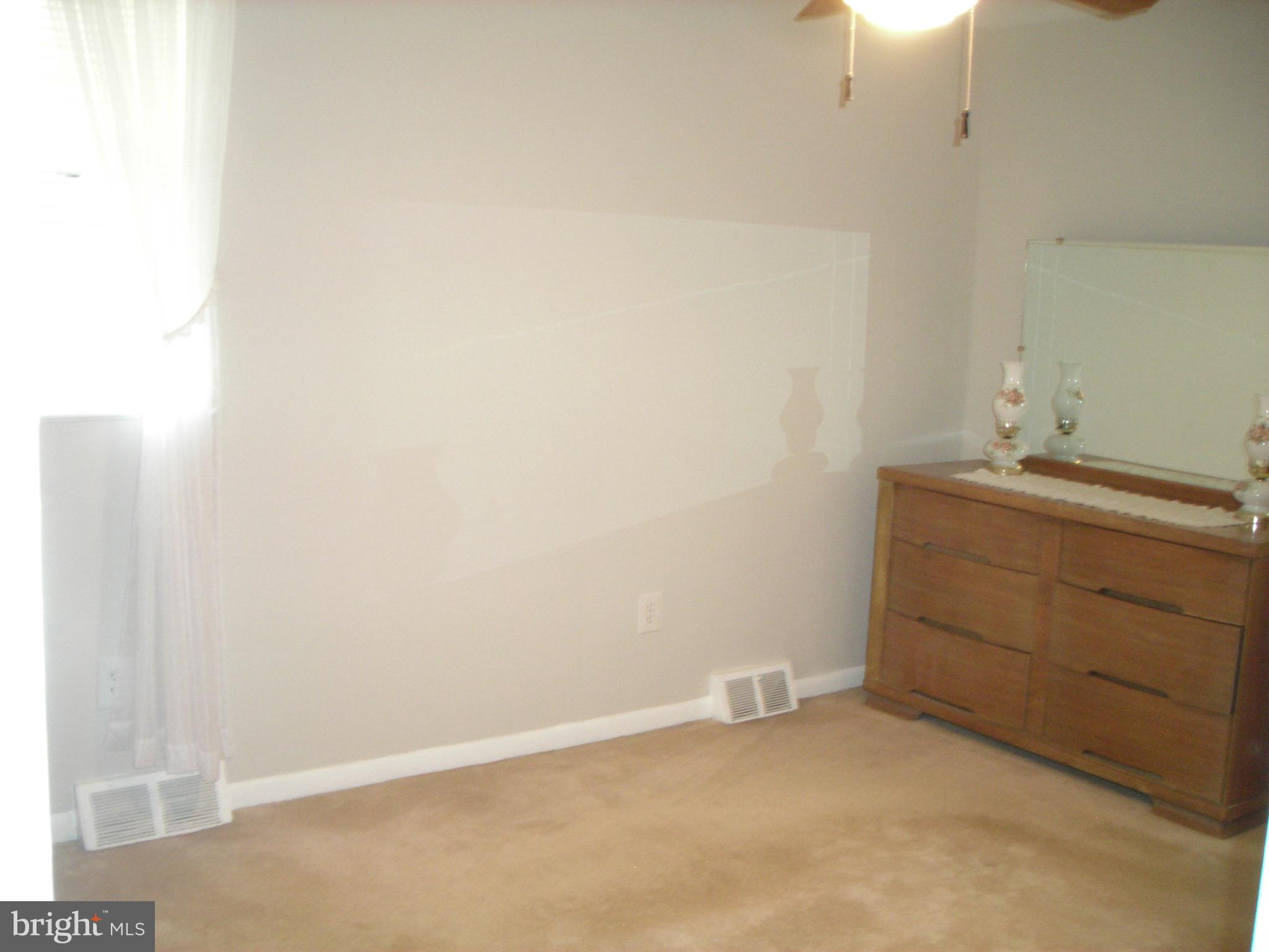 7271 Hill Road Philadelphia, PA 19128 - Photo 15 of 29 Gallery Image 15