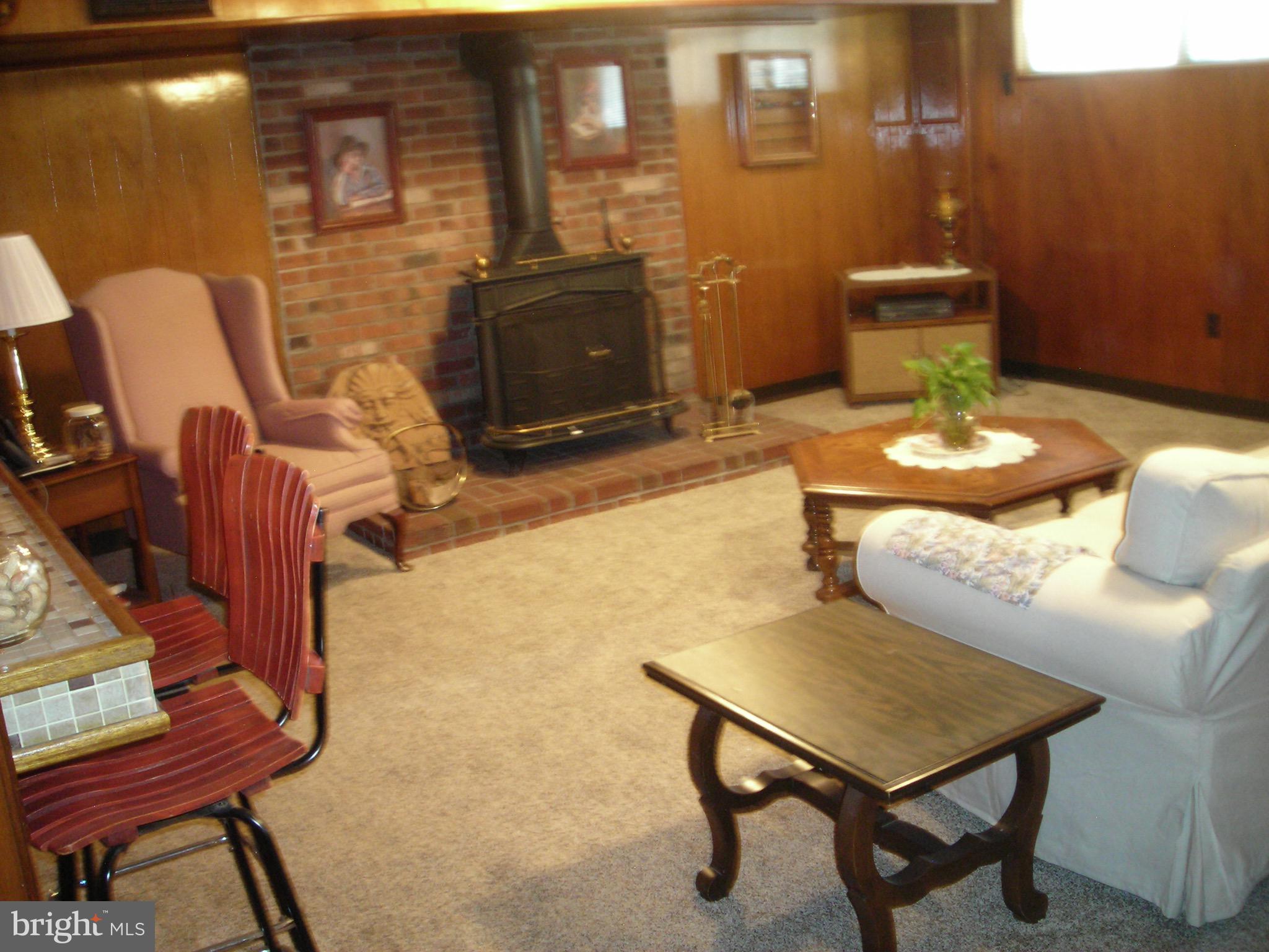 7271 Hill Road Philadelphia, PA 19128 - Photo 17 of 29 Gallery Image 17