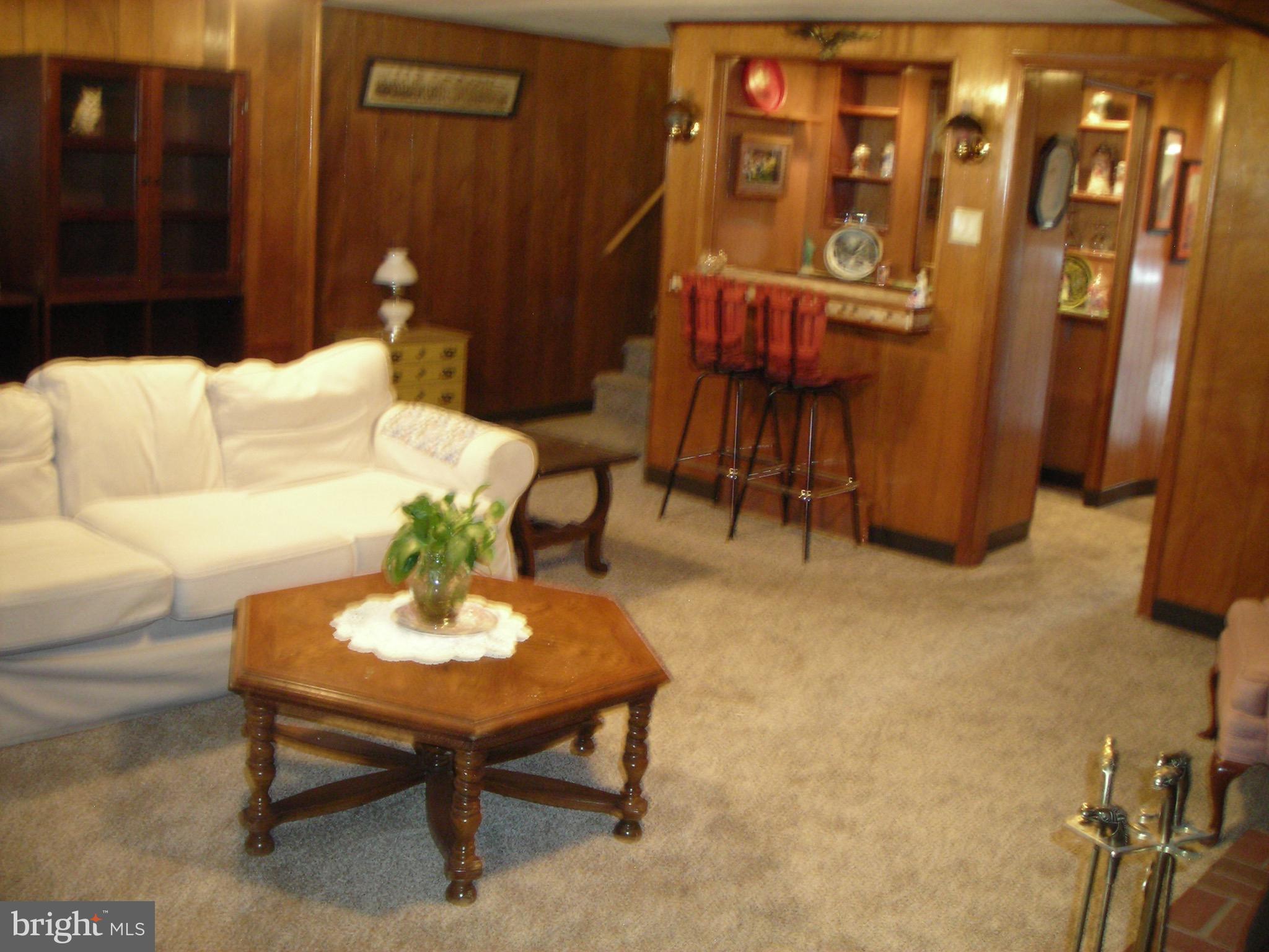 7271 Hill Road Philadelphia, PA 19128 - Photo 18 of 29 Gallery Image 18