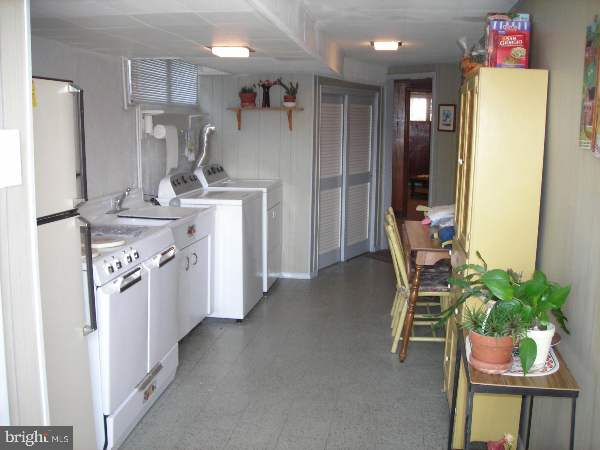 7271 Hill Road Philadelphia, PA 19128 - Photo 21 of 29 Gallery Image 21