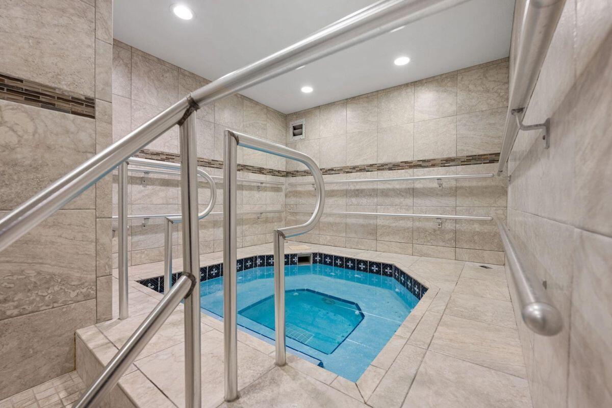 909 Santa Rosa Boulevard, Unit 211 Fort Walton Beach, FL 32548 - Photo 19 of 21