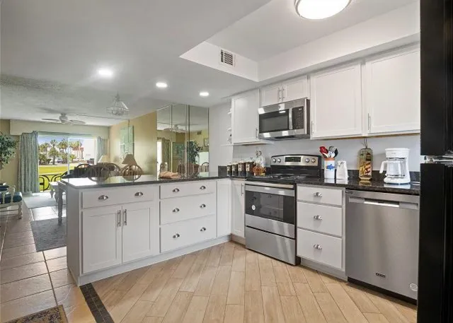 $359,999 | 909 Santa Rosa Boulevard, Unit 211, Fort Walton Beach, FL 32548