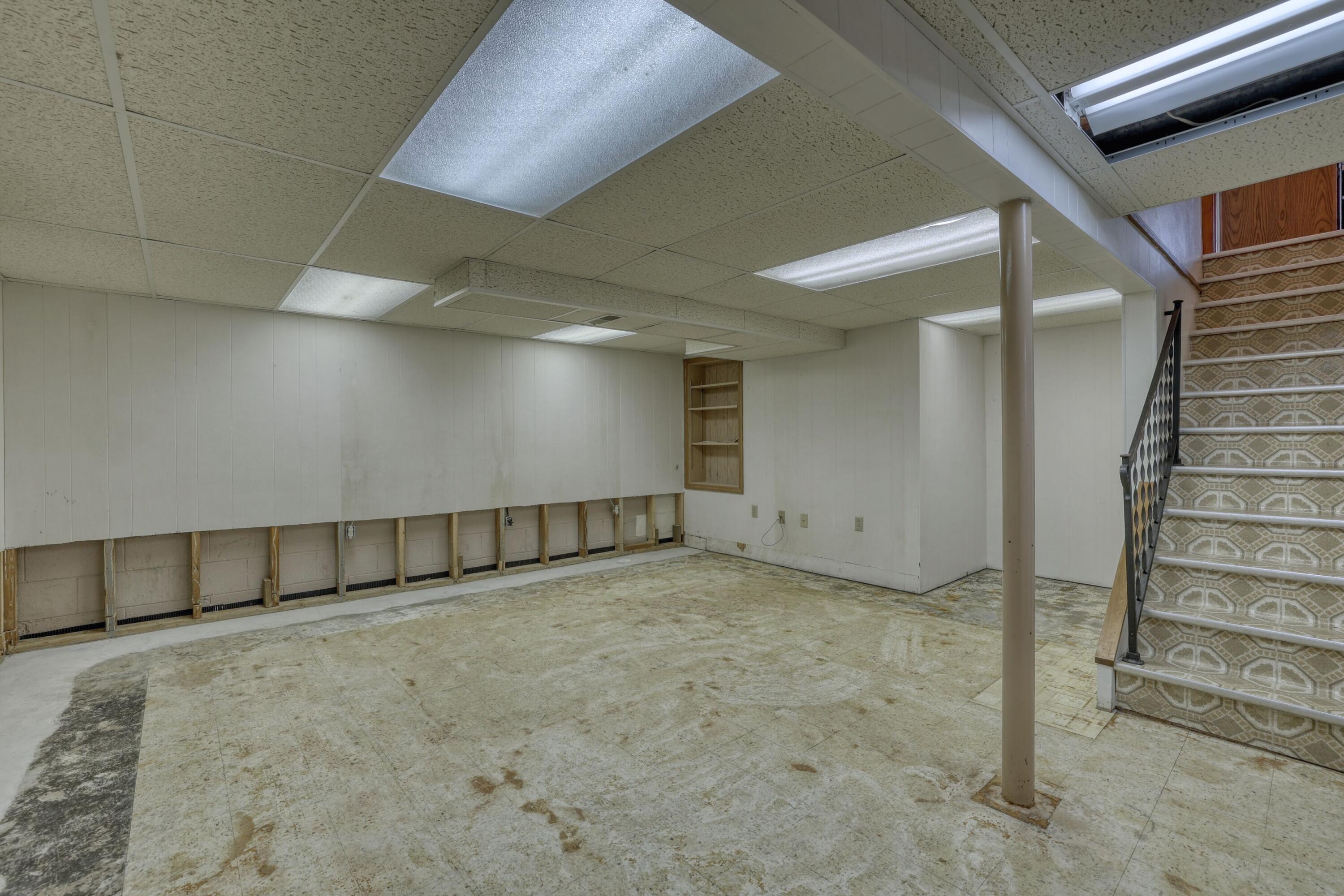 2880 South 98th Street West Allis, WI 53227 - Photo 17 of 33 Basement