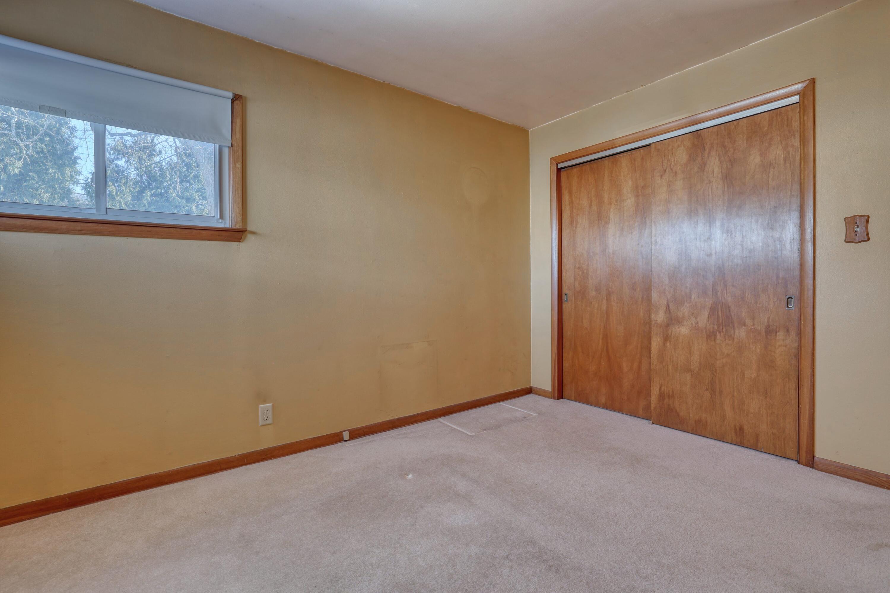 2880 South 98th Street West Allis, WI 53227 - Photo 29 of 33 15