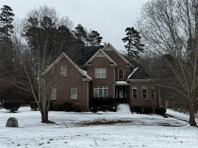 $2,800 | 2434 Gateway Lane, Lincolnton, NC 28092