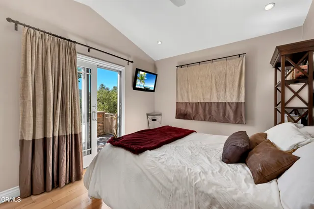 $1,799,999 | 9999 Wornom Avenue, Sunland, CA 91040