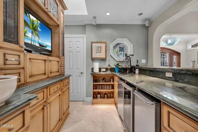 $1,799,999 | 9999 Wornom Avenue, Sunland, CA 91040