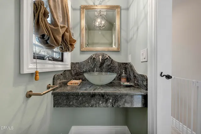 $1,799,999 | 9999 Wornom Avenue, Sunland, CA 91040