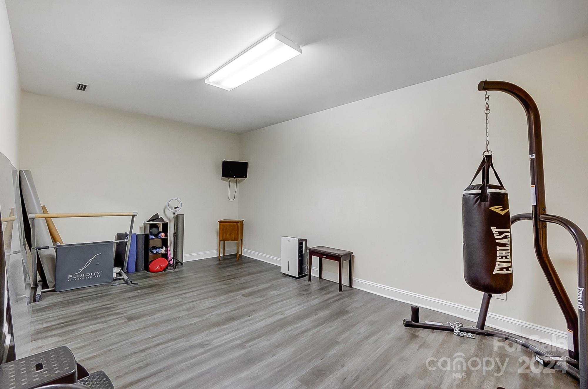 1201 Williamstown Road Matthews, NC 28105 - Photo 26 of 34 Gallery Image 26