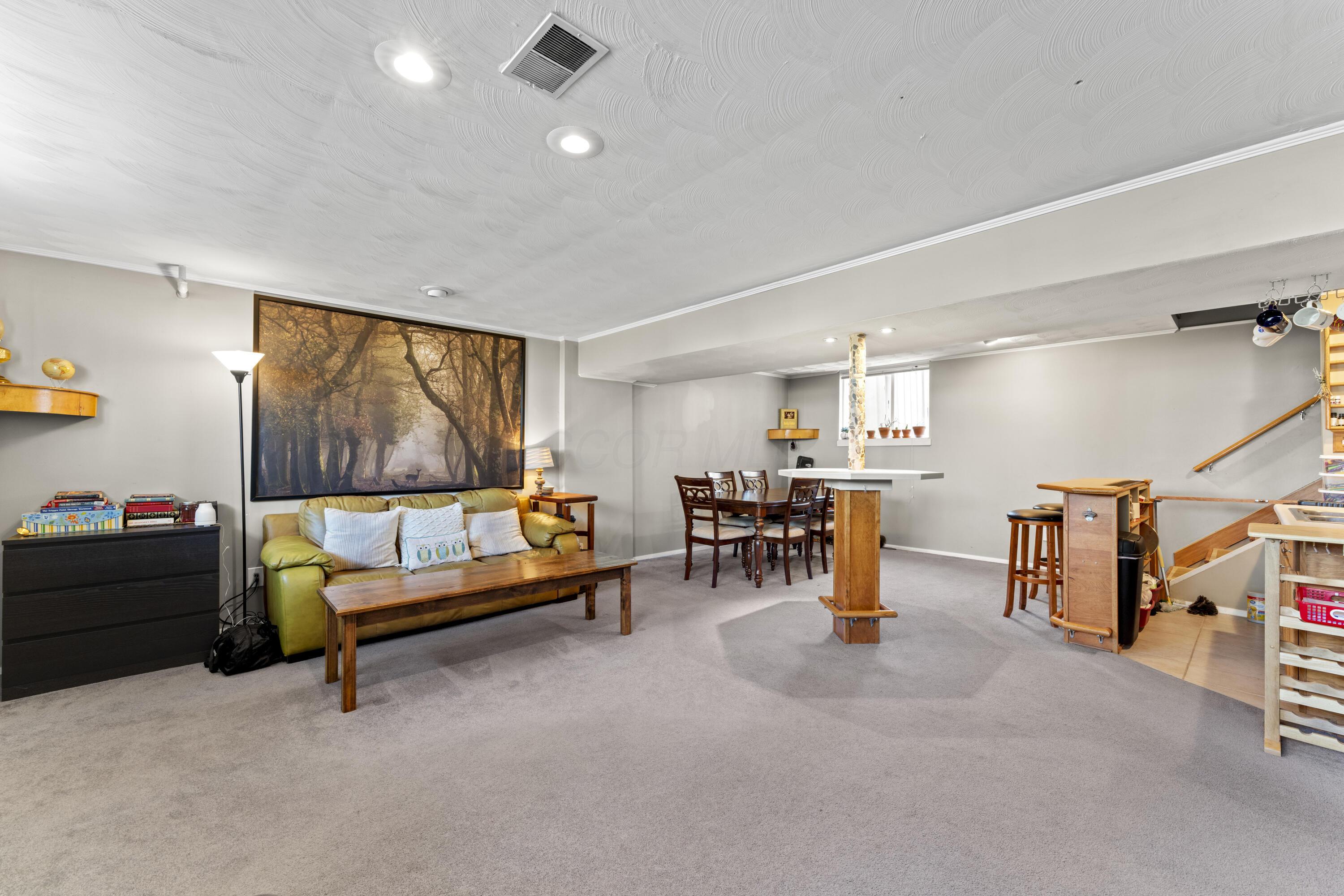 2019 Tupsfield Road Columbus, OH 43229 - Photo 21 of 41 dsc06485