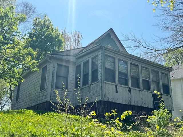 $159,900 | N10801 Elmwood Island, Fox Lake, WI 53933