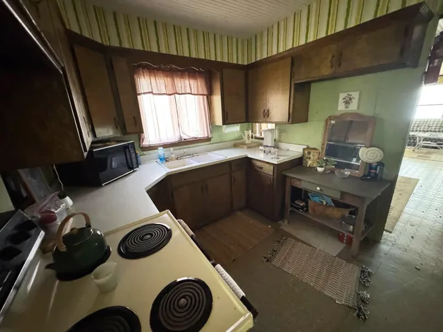 $159,900 | N10801 Elmwood Island, Fox Lake, WI 53933