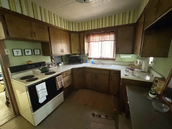 $159,900 | N10801 Elmwood Island, Fox Lake, WI 53933